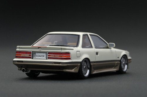 1/43 IG Ignition Model Toyota Soarer (Z20) 3.0GT-Limited (White/Silver) Car Model IG1316