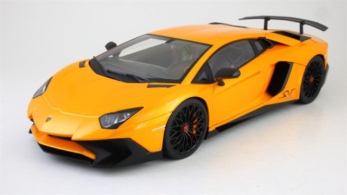 1/18 AUTOart Lamborghini Aventador LP750-4 SV (Arancio Atlas