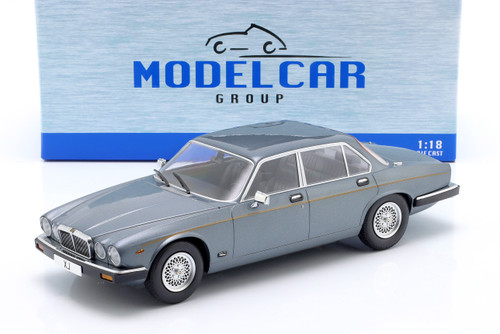 1/18 ModelCarGroup 1979 Jaguar XJ Series III (Dark Green) Diecast