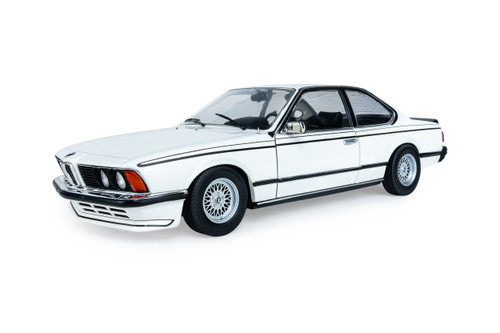 1/18 AUTOart BMW M 635 CSi (E24) White Diecast Car Model