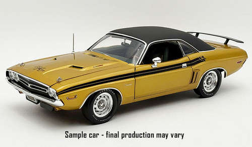 1/24 M2 Machines 1971 Dodge Challenger R/T 440 (Yellow) Diecast
