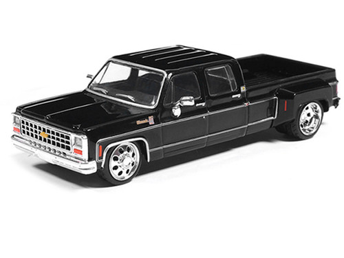1/64 Ixo 1980 Chevrolet Silverado C30 Crew Cab Dually Lowered (Black) Diecast Car Model