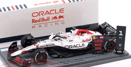 1/43 Spark Red Bull Racing RB21 No.1 Oracle Red Bull Racing Winner Japanese GP 2025 Max Verstappen With Pit Board Car Model