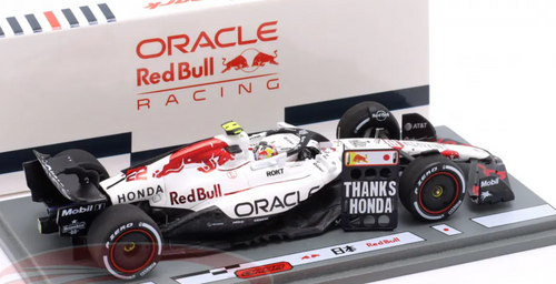 1/43 Spark Red Bull Racing RB21 No.22 Oracle Red Bull Racing Japanese GP 2025 Yuki Tsunoda With Pit Board Car Model