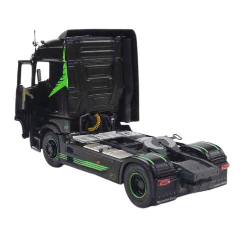 1/24 Solido 2021 Mercedes-Benz Actros R5 Italian Collection (Black & Green) Diecast Car Model