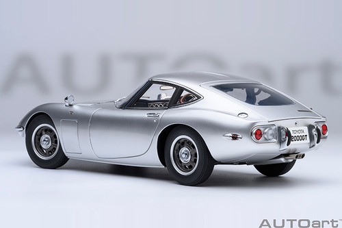 1/18 AUTOart 1967 Toyota 2000GT (Silver) Car Model 1/18 AUTOart 1967 Toyota 2000GT (Silver) Car Model