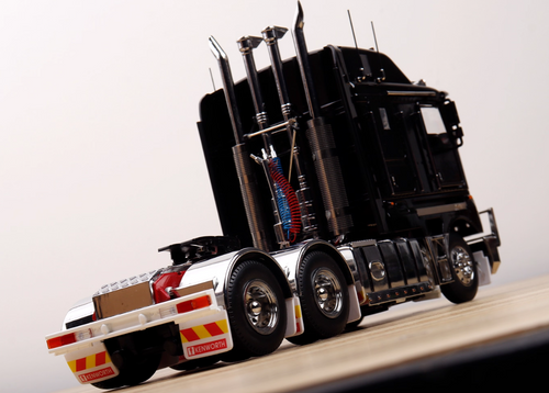 1/32 Exclusive Kenworth K200 (Black) Diecast Car Model 1/32 Exclusive Kenworth K200 (Black) Diecast Car Model