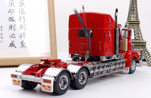 1/32 Exclusive Kenworth T909 (Red) Diecast Car Model 1/32 Exclusive Kenworth T909 (Red) Diecast Car Model