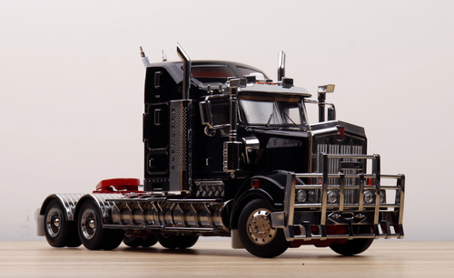 1/32 Exclusive Kenworth T909 (Black) Diecast Car Model 1/32 Exclusive Kenworth T909 (Black) Diecast Car Model