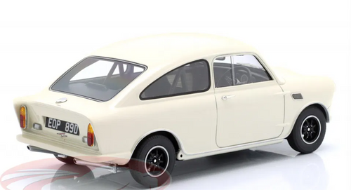 1/18 Cult Scale Models 1966-1968 Mini Broadspeed (White) Car Model 1/18 Cult Scale Models 1966-1968 Mini Broadspeed (White) Car Model