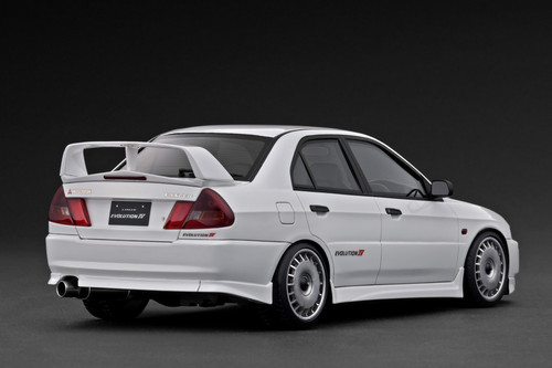 1/18 Ignition Model Mitsubishi Lancer Evo Evolution IV (CN9A) (White) Car Model 1/18 Ignition Model Mitsubishi Lancer Evo Evolution IV (CN9A) (White) Car Model