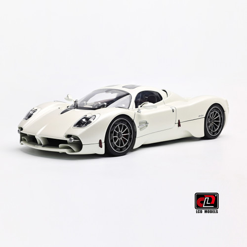 1/18 LCD Pagani Utopia (Pearl White) Diecast Car Model 1/18 LCD Pagani Utopia (Pearl White) Diecast Car Model