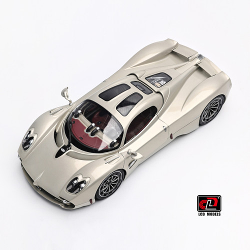 1/18 LCD Pagani Utopia (Champagne Gold) Diecast Car Model 1/18 LCD Pagani Utopia (Champagne Gold) Diecast Car Model