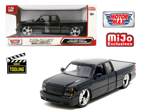 1/25 Motormax 2006 Chevrolet Silverado Extended Cab Custom (Black) Diecast Car Models 1/25 Motormax 2006 Chevrolet Silverado Extended Cab Custom (Black) Diecast Car Models