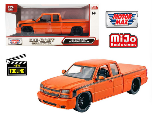 1/25 Motormax 2006 Chevrolet Silverado Extended Cab Custom (Metallic Orange) Diecast Car Models 1/25 Motormax 2006 Chevrolet Silverado Extended Cab Custom (Metallic Orange) Diecast Car Models