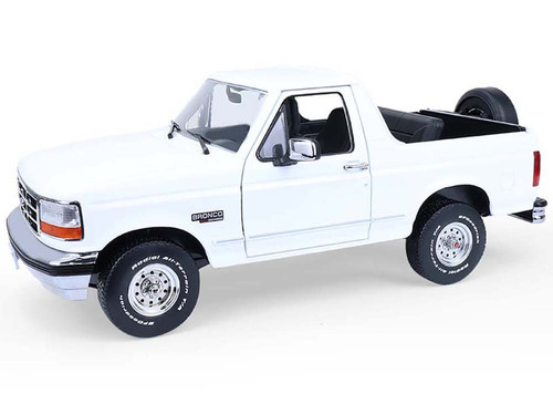 1993 Ford Bronco XLT Oxford White "Artisan Collection" 1/18 Diecast Model Car by Greenlight 1993 Ford Bronco XLT Oxford White "Artisan Collection" 1/18 Diecast Model Car by Greenlight