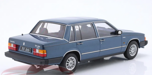 1/18 Triple9 1985 Volvo 760 Turbo (Blue Metallic) Diecast Car Model 1/18 Triple9 1985 Volvo 760 Turbo (Blue Metallic) Diecast Car Model