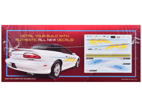Skill 2 Model Kit 1996 Chevrolet Camaro Z28 Convertible 1/25 Scale Model by AMT Skill 2 Model Kit 1996 Chevrolet Camaro Z28 Convertible 1/25 Scale Model by AMT