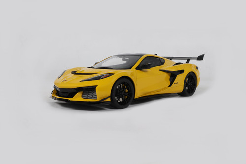 1/18 GT Spirit 2025 Chevrolet Corvette C8 ZR1 (Yellow) Car Model 1/18 GT Spirit 2025 Chevrolet Corvette C8 ZR1 (Yellow) Car Model