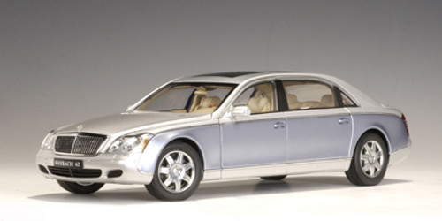 RARE 1/18 AUTOart MAYBACH 62 LWB (NAYARIT SILVER / COTED AZUR BLUE