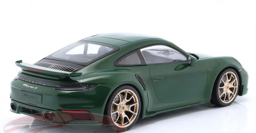 1/18 Minichamps 2024 Porsche 911 (992) Turbo S Coupe Sport (Green with Golden Wheels) Car Model 1/18 Minichamps 2024 Porsche 911 (992) Turbo S Coupe Sport (Green with Golden Wheels) Car Model