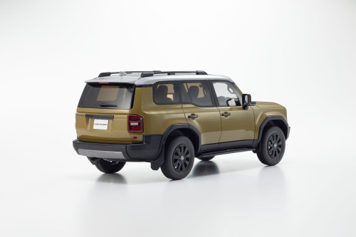 1/18 Kyosho Toyota Land Cruiser 250 (Beige) Car Model 1/18 Kyosho Toyota Land Cruiser 250 (Beige) Car Model