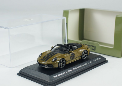 1/64 Minichamps 2025 Porsche 911 992.2 Carrera GTS Cabriolet 911 Spirit 70 (Green) Diecast Car Model 1/64 Minichamps 2025 Porsche 911 992.2 Carrera GTS Cabriolet 911 Spirit 70 (Green) Diecast Car Model