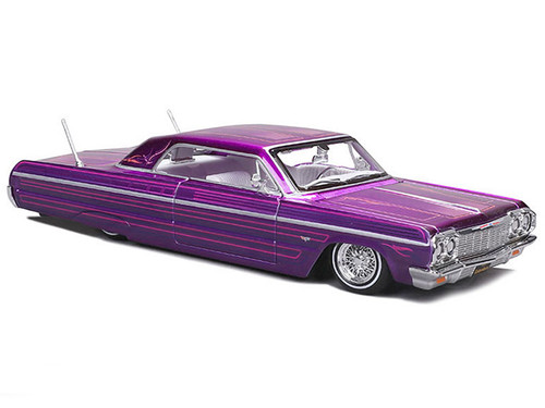 1/24 Maisto 1964 Chevrolet Impala SS Lowrider (Purple) Diecast Car Model