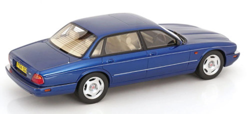 1/18 Cult Scale Models 1995 Jaguar XJP X300 (Blue Metallic) Diecast Car Model 1/18 Cult Scale Models 1995 Jaguar XJP X300 (Blue Metallic) Diecast Car Model