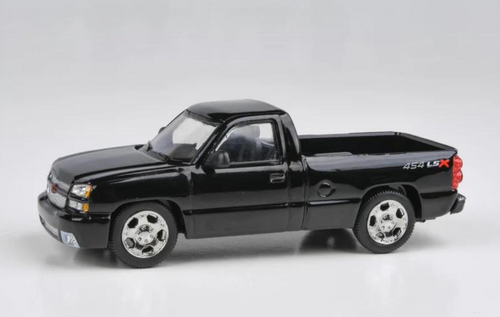 1/64 Paragon 2006 Chevrolet Silverado Single Cab (Onyx Black) Diecast Car Model 1/64 Paragon 2006 Chevrolet Silverado Single Cab (Onyx Black) Diecast Car Model