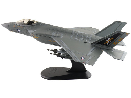 Lockheed F-35C Lightning II Aircraft "VMFA-251" (2024) United States Marine Corps "Air Power Series" 1/72 Diecast Model by Hobby Master Lockheed F-35C Lightning II Aircraft "VMFA-251" (2024) United States Marine Corps "Air Power Series" 1/72 Diecast Model by Hobby Master