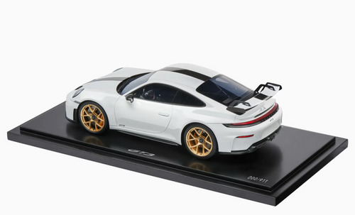 1/18 Dealer Edition 2024 Porsche 911 (992.2) GT3 (White with Golden Wheels) Car Model 1/18 Dealer Edition 2024 Porsche 911 (992.2) GT3 (White with Golden Wheels) Car Model