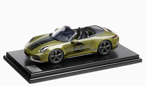 1/12 Dealer Edition 2025 Porsche 911 (992.2) Spirit 70 (Olive Neo Green) Car Model 1/12 Dealer Edition 2025 Porsche 911 (992.2) Spirit 70 (Olive Neo Green) Car Model