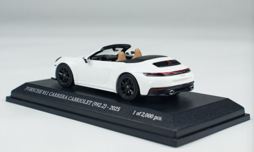 1/64 Minichamps 2025 Porsche 911 (992.2) Carrera Cabriolet (White) Diecast Car Model 1/64 Minichamps 2025 Porsche 911 (992.2) Carrera Cabriolet (White) Diecast Car Model