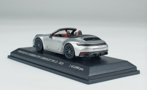 1/64 Minichamps 2025 Porsche 911 (992.2) Carrera GTS Cabriolet (Metallic Silver) Diecast Car Model 1/64 Minichamps 2025 Porsche 911 (992.2) Carrera GTS Cabriolet (Metallic Silver) Diecast Car Model