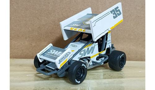 1/50 ACME 2025 #35 SWI Sprint Car - Jamie Veal Diecast Car Model 1/50 ACME 2025 #35 SWI Sprint Car - Jamie Veal Diecast Car Model