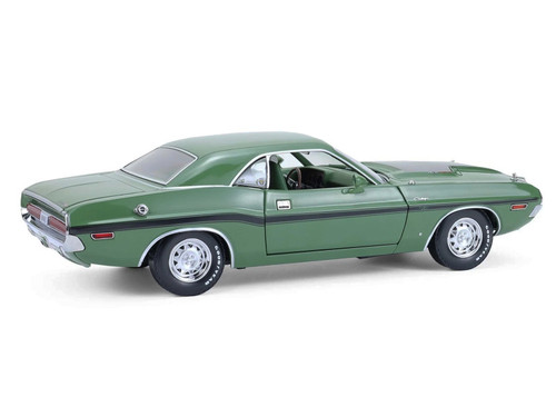 1/18 Greenlight 1970 Dodge Challenger RT Hard Top Hemi Mr. Norm’s (F8 Green) Diecast Car Model