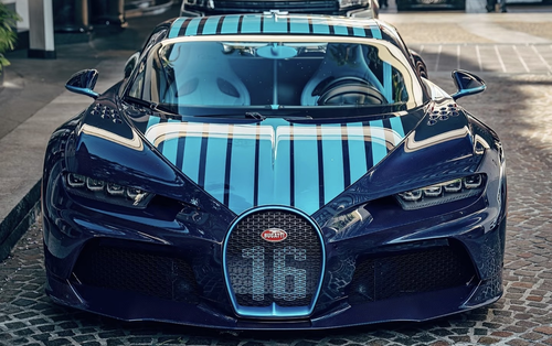 1/18 HH Model Bugatti Chiron SS (Extreme French Racing Blue) Car Model 1/18 HH Model Bugatti Chiron SS (Extreme French Racing Blue) Car Model