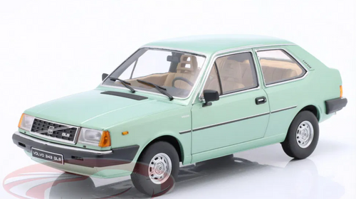 1/18 Triple9 1982 Volvo 343 GLS (Green) Car Model