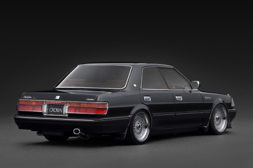 1/18 Ignition Model Toyota Crown (220) 3.5L RS Advance Sky Blue