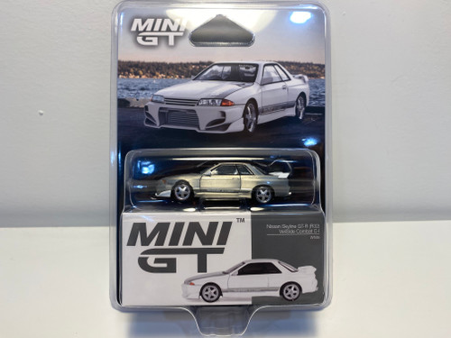 CHASE CAR 1/64 Mini GT Nissan Skyline GT-R (R32) VeilSide Combat C-I (White) Diecast Car Model