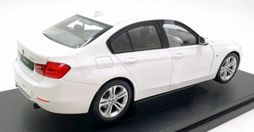 1/18 Paragon BMW F30 (2011-2017) 3 Series 335i (Red) Diecast Car