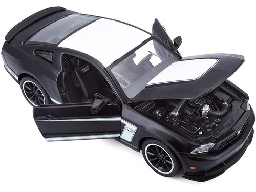 2011 Ford Mustang Boss 302 Matt Black 1/24 Diecast Model Car by Maisto