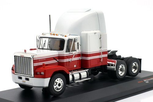 1/43 Ixo 1988 GMC General SBFA Tractor (Silver) Car Model