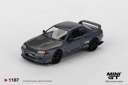 1/64 Mini GT Nissan Skyline GT-R R34 Top Secret (Gold) Japan