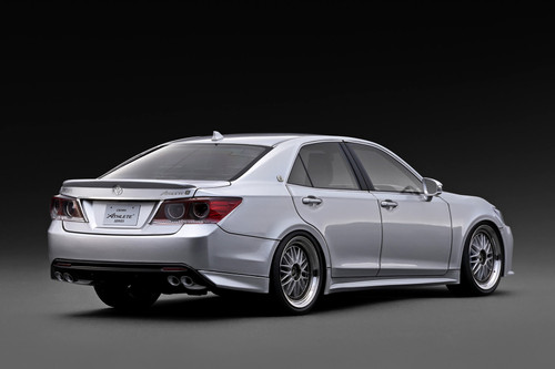 1/18 IG Ignition Model Toyota Crown Athlete S (GRS214) (Silver) Car Model