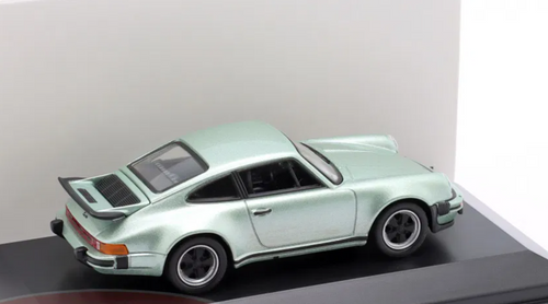 1/43 Dealer Edition 1975-1977 Porsche 911 930 Turbo 3.0 (Green) Car Model