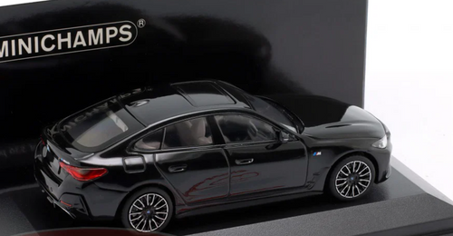 1/43 Minichamps 2022 BMW i4 M50 (Black Metallic) Diecast Car Model