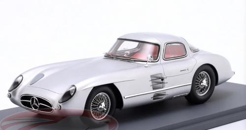 1/18 Schuco 1955 Mercedes-Benz 300 SLR Uhlenhaut Coupe (Silver) Car Model