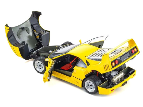 1/18 Kyosho Ferrari 365 GT4 BB 365GT4 (Yellow) Diecast Car Model